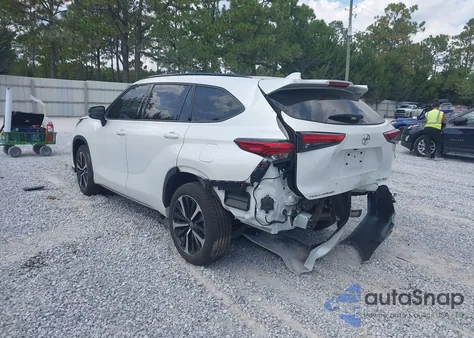 2022 Toyota Highlander Xse from USA, damaged, VIN 5TDLZRBH5NS256472